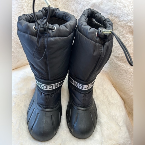 Sorel Chariot black insulated mid calf weather proof snow boots Sz-youth 4. D - Picture 11 of 14